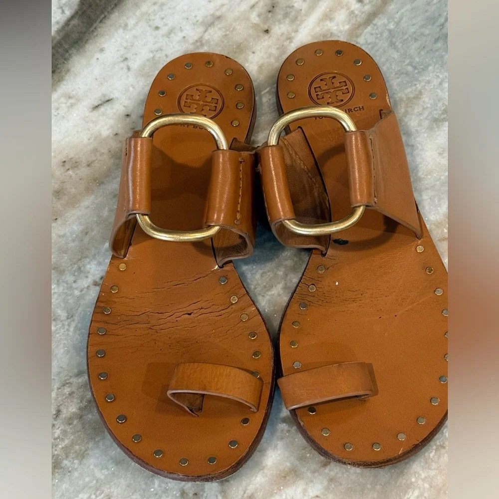 Women’s TORY BURCH Ravello tan leather studded sandals- Size 7.5 - Picture 2 of 7